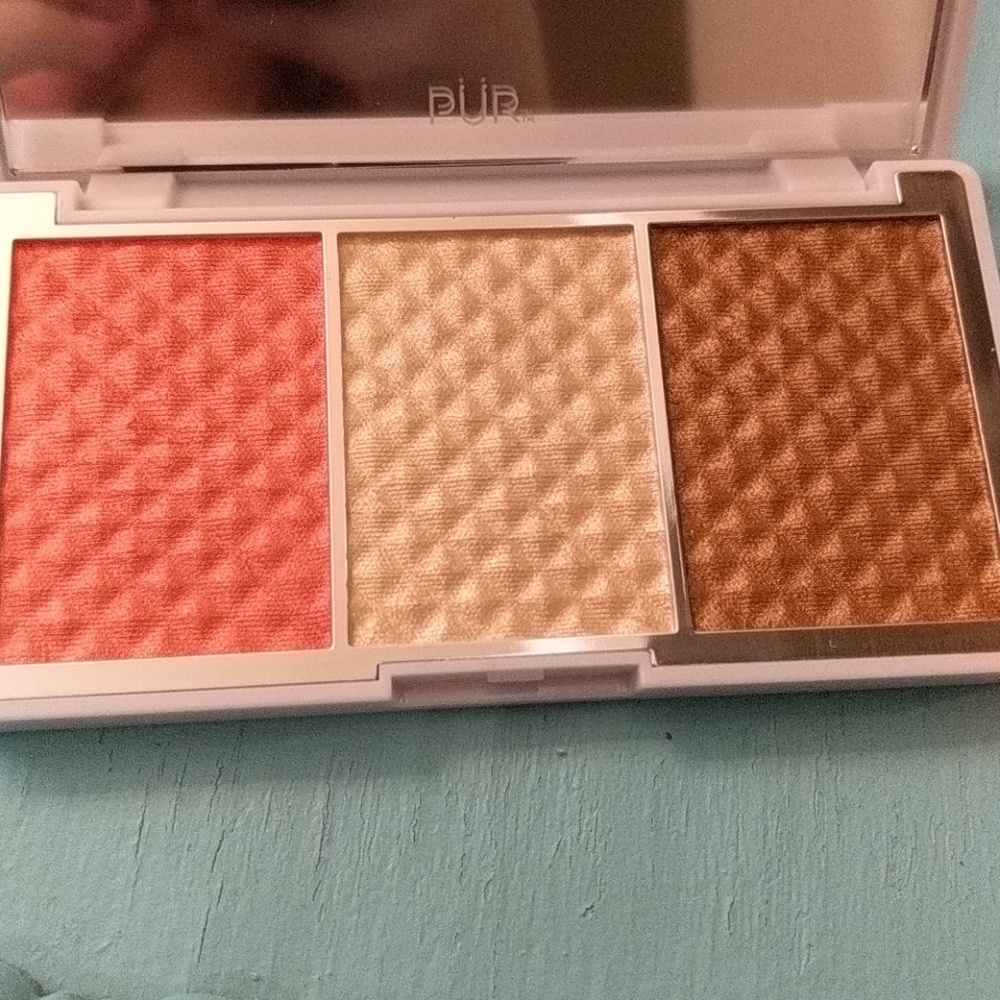 ☀️NWT PUR Bronze & Brighten Cheek Palette - Picture 2 of 3